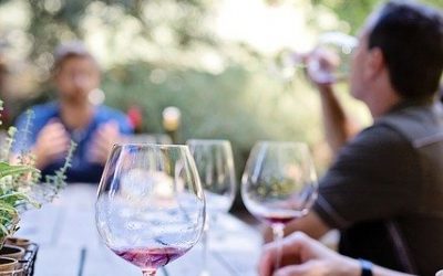 Comment organiser une dégustation de vin?